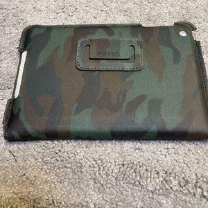 Fossil Authentic Long Bunker TABLET Camo Cover GREEN SML1088346